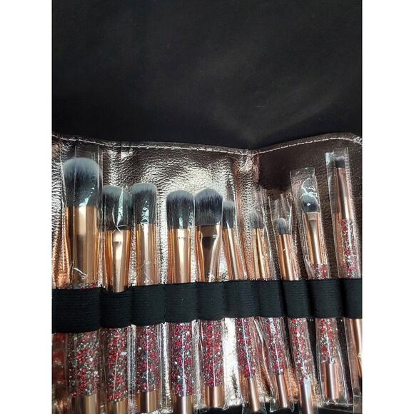 New 10 piece make up Brushes kit in travel case glitter handles asst. Sizes - Picture 3 of 4
